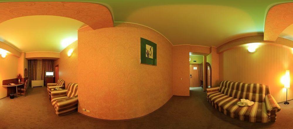 Hotel Helin - Calea Bucuresti Craiova Ngoại thất bức ảnh