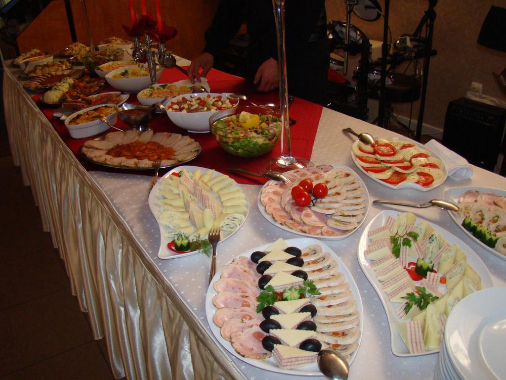Hotel Helin - Calea Bucuresti Craiova Ngoại thất bức ảnh