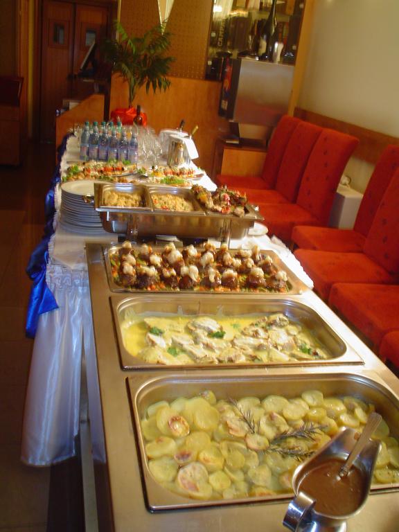 Hotel Helin - Calea Bucuresti Craiova Ngoại thất bức ảnh