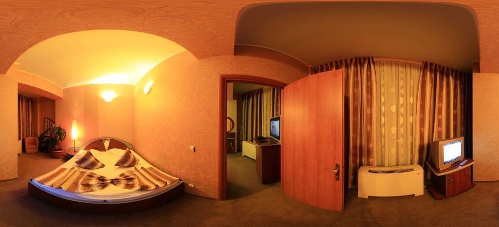 Hotel Helin - Calea Bucuresti Craiova Ngoại thất bức ảnh